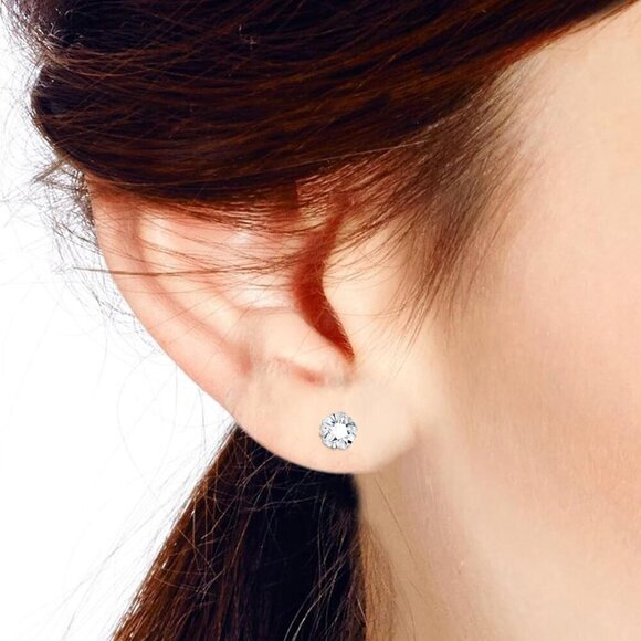 Sterling Silver Stud Earrings with Cubic Zirconia, Flower Design, 6mm, White Fin - Picture 5 of 6